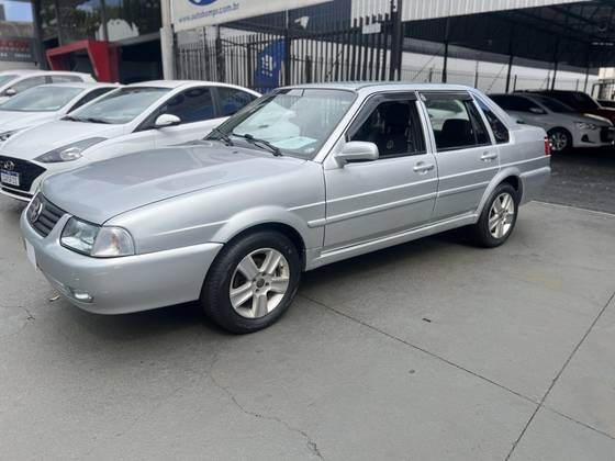 VOLKSWAGEN SANTANA 2.0 MI 8V GASOLINA 2P MANUAL